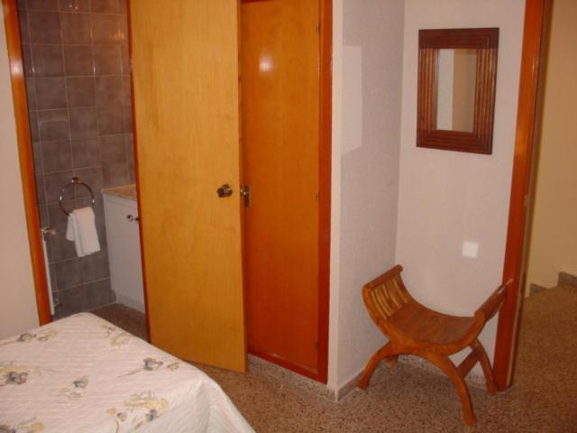 Hostal Restaurante Arasa Santa Barbara Room photo